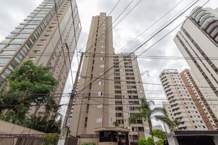 Apartamento para alugar com 60m², 2 quartos e 1 vagaFachada