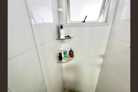 Apartamento à venda com 81m², 3 quartos e 2 vagas Apartamento à venda com 81m², 3 quartos e 2 vagasBanheiro da Suíte