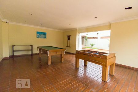 Apartamento à venda com 81m², 3 quartos e 2 vagas Apartamento à venda com 81m², 3 quartos e 2 vagasSala de Jogos