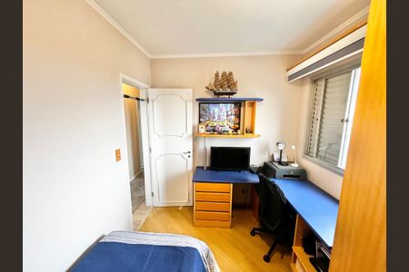 Apartamento à venda com 81m², 3 quartos e 2 vagas Apartamento à venda com 81m², 3 quartos e 2 vagasQuarto 2