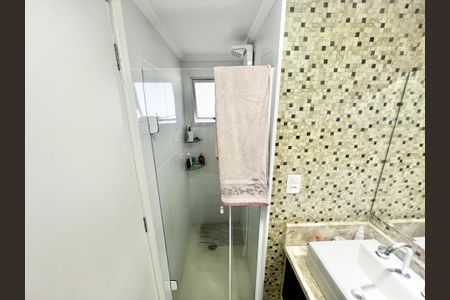 Apartamento à venda com 81m², 3 quartos e 2 vagas Apartamento à venda com 81m², 3 quartos e 2 vagasBanheiro da Suíte