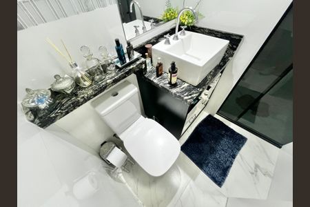 Apartamento à venda com 81m², 3 quartos e 2 vagas Apartamento à venda com 81m², 3 quartos e 2 vagasBanheiro