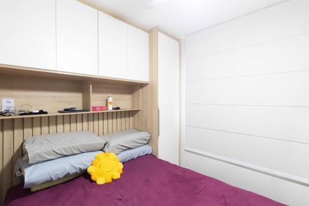 Quarto 1 de apartamento para alugar com 2 quartos, 45m² em Inhoaíba, Rio de Janeiro