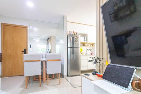 Sala de apartamento para alugar com 2 quartos, 45m² em Inhoaíba, Rio de Janeiro
