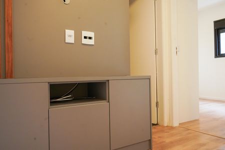 Detalhe Sala de apartamento para alugar com 1 quarto, 33m² em Parque São Jorge, São Paulo