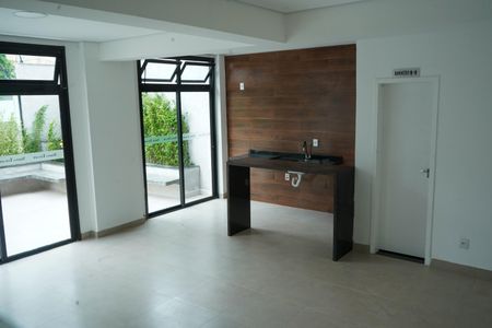 Apartamento para alugar com 33m², 1 quarto e sem vaga Apartamento para alugar com 33m², 1 quarto e sem vagaÁrea comum - Salão de festas
