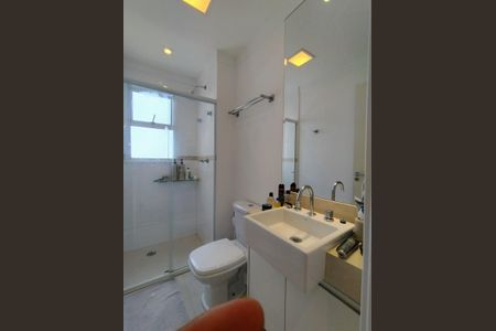 Suíte Banheiro  de apartamento à venda com 1 quarto, 70m² em Vila Lusitania, São Bernardo do Campo