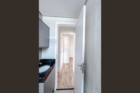 Apartamento para alugar com 43m², 2 quartos e sem vagaBanheiro