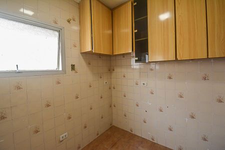 Apartamento para alugar com 68m², 2 quartos e 2 vagasCozinha