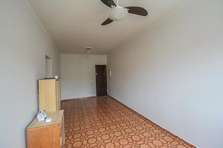 Apartamento para alugar com 68m², 2 quartos e 2 vagasSala