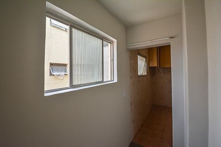 Apartamento para alugar com 68m², 2 quartos e 2 vagasÁrea de Serviço