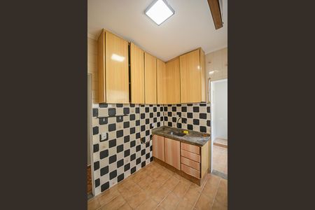 Apartamento para alugar com 68m², 2 quartos e 2 vagasCozinha