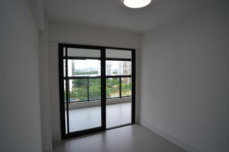 Sala de apartamento para alugar com 3 quartos, 100m² em Barra da Tijuca, Rio de Janeiro