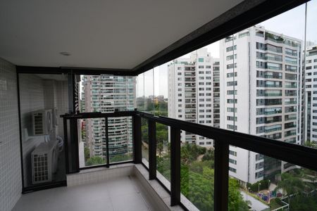 Varanda de apartamento para alugar com 3 quartos, 100m² em Barra da Tijuca, Rio de Janeiro