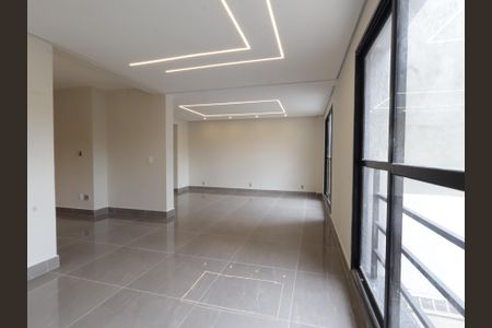 Casa para alugar com 145m², 3 quartos e 2 vagasSala