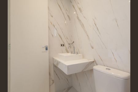 Casa para alugar com 145m², 3 quartos e 2 vagasBanheiro da Suíte