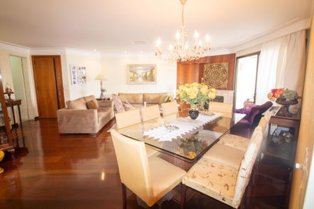 Apartamento para alugar com 158m², 3 quartos e 2 vagasSala de Jantar