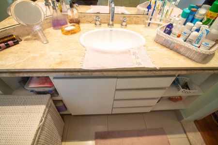 Apartamento para alugar com 158m², 3 quartos e 2 vagasBanheiro da Suíte 2