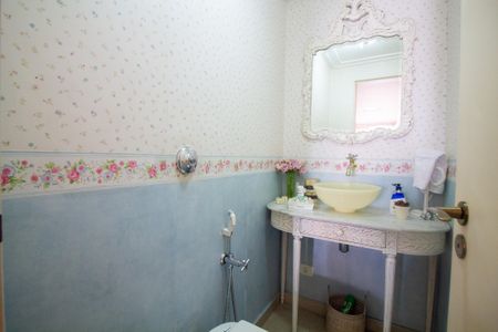 Apartamento para alugar com 158m², 3 quartos e 2 vagasLavabo