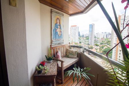 Apartamento para alugar com 158m², 3 quartos e 2 vagasTerraço