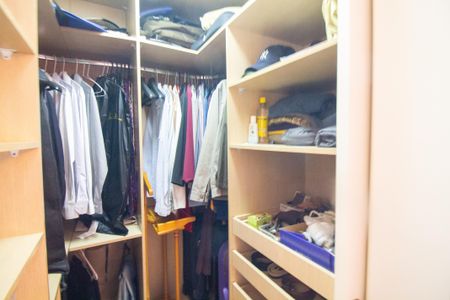 Apartamento para alugar com 158m², 3 quartos e 2 vagasCloset da suíte 2