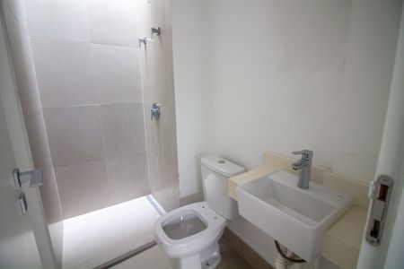 Casa à venda com 100m², 2 quartos e 2 vagas Casa à venda com 100m², 2 quartos e 2 vagasBanheiro da Suíte 1