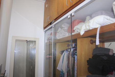 Casa à venda com 240m², 4 quartos e 4 vagasCloset da suíte 2