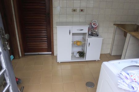 Casa à venda com 240m², 4 quartos e 4 vagasÁrea de serviço