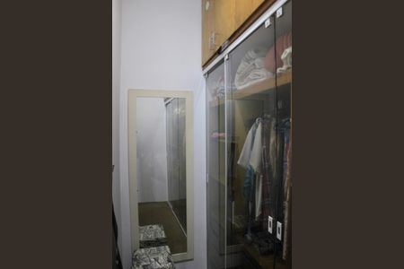 Casa à venda com 240m², 4 quartos e 4 vagasCloset da suíte 2