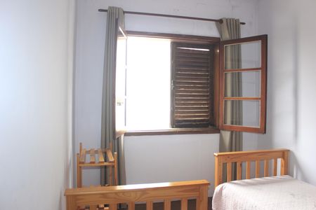 Casa à venda com 240m², 4 quartos e 4 vagasQuarto 2