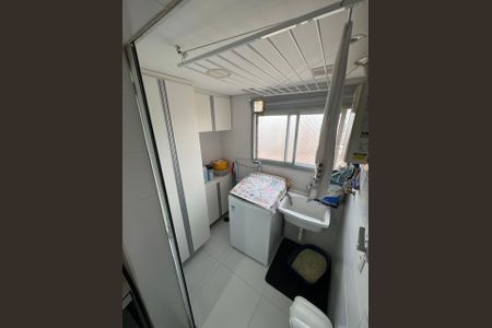 Apartamento à venda com 77m², 3 quartos e 2 vagasÁrea de serviço