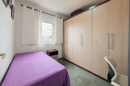 Casa à venda com 180m², 6 quartos e 2 vagasQuarto 1