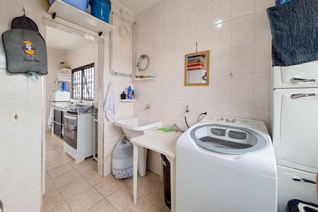 Casa à venda com 180m², 6 quartos e 2 vagasÁrea de Serviço