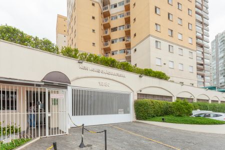 Apartamento para alugar com 59m², 3 quartos e 1 vagaFachada e portaria
