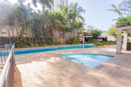 Apartamento para alugar com 55m², 2 quartos e 1 vagaÁrea comum - Piscina