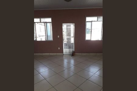 Sala de casa para alugar com 2 quartos, 80m² em Pavuna, Rio de Janeiro
