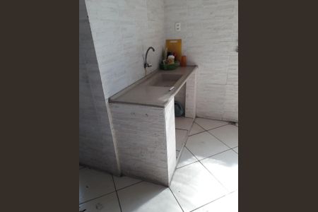 Cozinha de casa para alugar com 2 quartos, 80m² em Pavuna, Rio de Janeiro