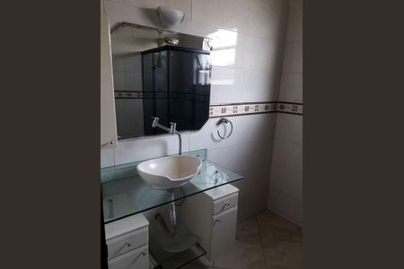 Casa para alugar com 80m², 2 quartos e sem vaga Casa para alugar com 80m², 2 quartos e sem vagaBanheiro