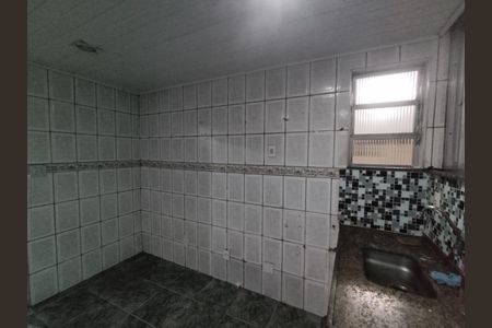 Cozinha de apartamento para alugar com 2 quartos, 110m² em Acari, Rio de Janeiro