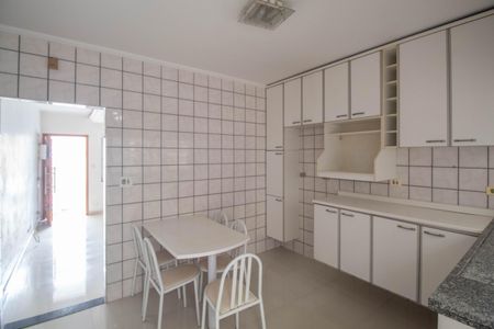 Casa para alugar com 73m², 2 quartos e 1 vaga Casa para alugar com 73m², 2 quartos e 1 vagaCozinha