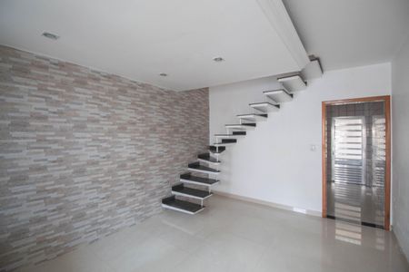 Sala de casa para alugar com 2 quartos, 73m² em Vila Guilherme, São Paulo