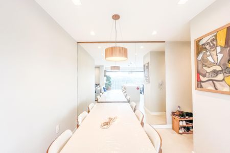 Apartamento à venda com 67m², 2 quartos e 1 vaga Apartamento à venda com 67m², 2 quartos e 1 vagaSala