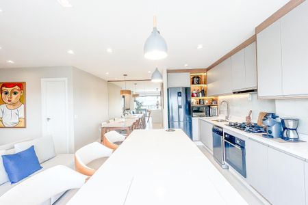 Apartamento à venda com 67m², 2 quartos e 1 vaga Apartamento à venda com 67m², 2 quartos e 1 vagaCozinha e Área de Serviço