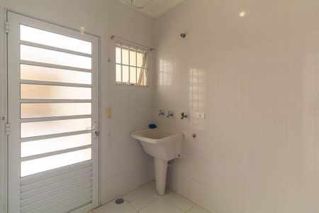 Casa para alugar com 220m², 3 quartos e 4 vagas Casa para alugar com 220m², 3 quartos e 4 vagasÁrea de Serviço