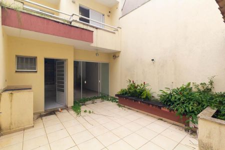 Casa para alugar com 220m², 3 quartos e 4 vagas Casa para alugar com 220m², 3 quartos e 4 vagasÁrea de Lazer