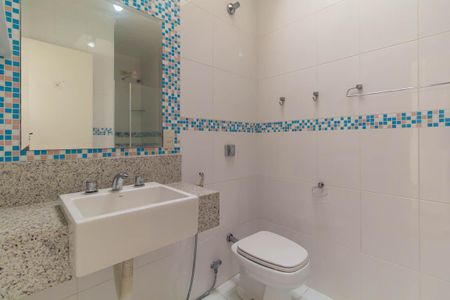 Casa para alugar com 220m², 3 quartos e 4 vagas Casa para alugar com 220m², 3 quartos e 4 vagasBanheiro 3