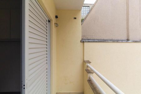 Casa para alugar com 220m², 3 quartos e 4 vagas Casa para alugar com 220m², 3 quartos e 4 vagasVaranda do Quarto 2