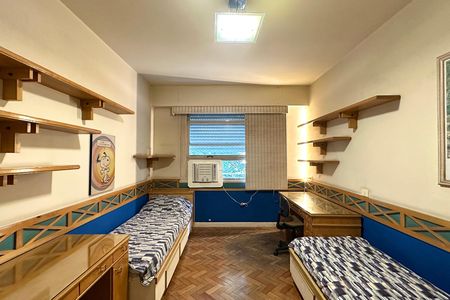 Apartamento para alugar com 220m², 4 quartos e 2 vagas Apartamento para alugar com 220m², 4 quartos e 2 vagasQuarto 2