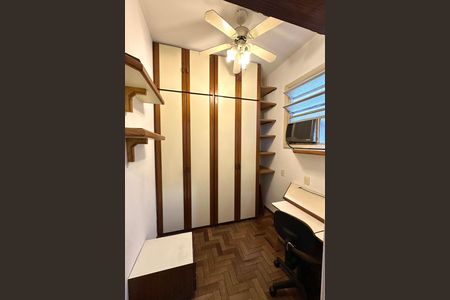 Apartamento para alugar com 220m², 4 quartos e 2 vagas Apartamento para alugar com 220m², 4 quartos e 2 vagasQuarto de serviço