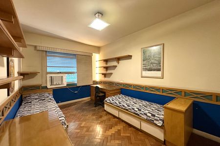 Apartamento para alugar com 220m², 4 quartos e 2 vagas Apartamento para alugar com 220m², 4 quartos e 2 vagasQuarto 2